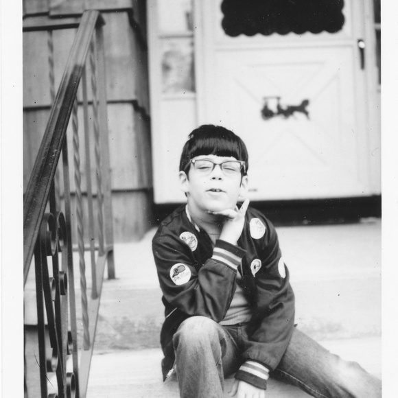 Meet your Posher, Roger - Picture 1 of 2